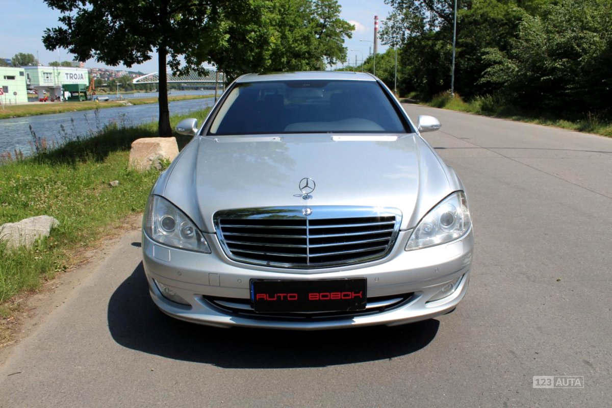 Mercedes-Benz Třídy S, 2006 - celkový pohled