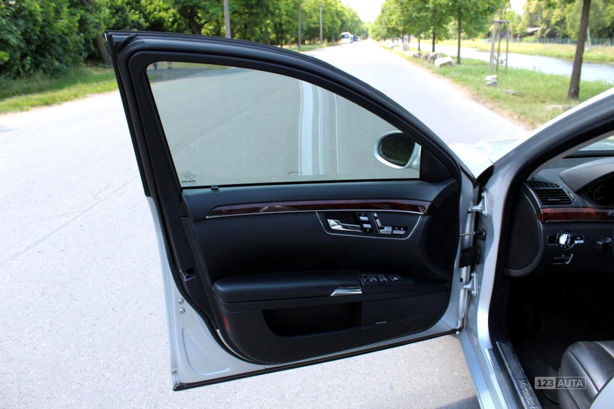Mercedes-Benz Třídy S, 2006 - pohled č. 10