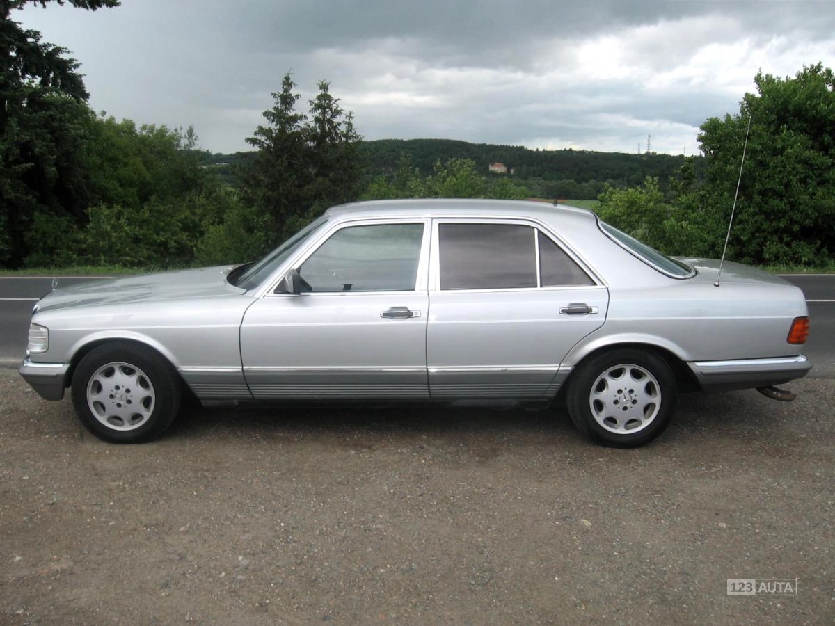 Mercedes-Benz Třídy S, 1981 - pohled č. 4