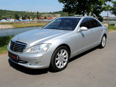 Mercedes-Benz Třídy S, 2006 - pohled č. 2