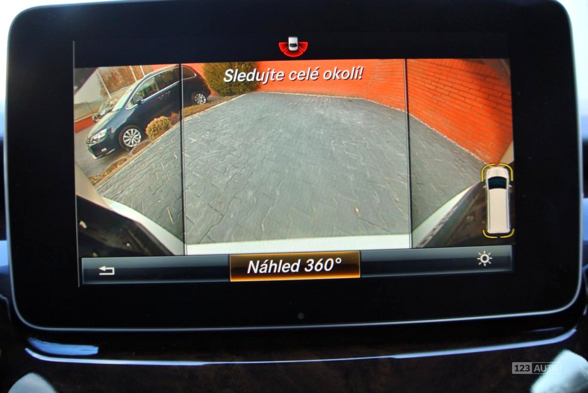 Mercedes-Benz Třídy V, 2015 - pohled č. 15