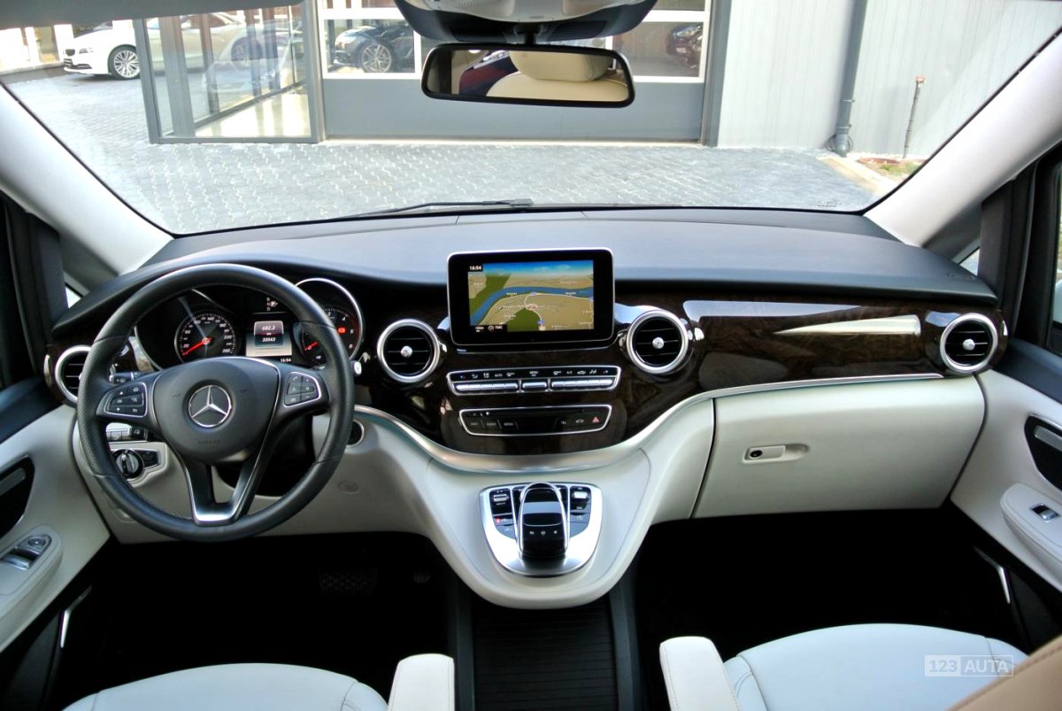 Mercedes-Benz Třídy V, 2015 - pohled č. 9