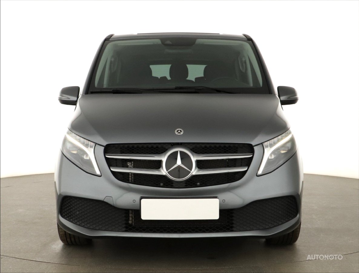 Mercedes-Benz V, 2023 - pohled č. 2