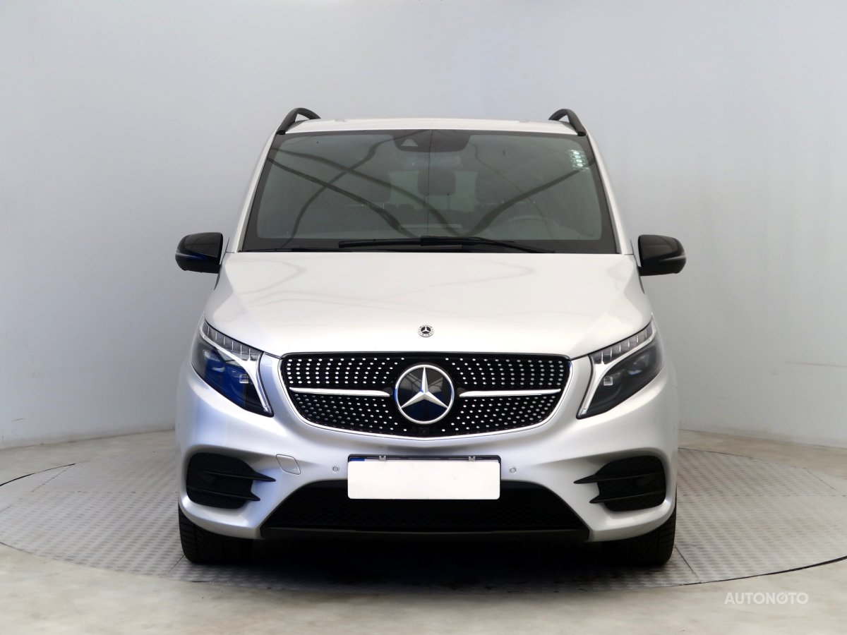 Mercedes-Benz V, 2023 - pohled č. 2