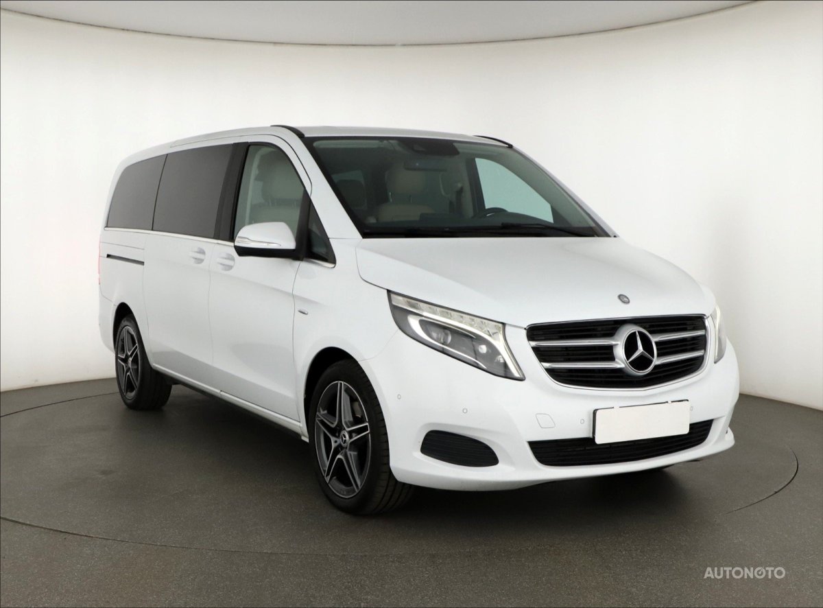 Mercedes-Benz V, 2015 - celkový pohled