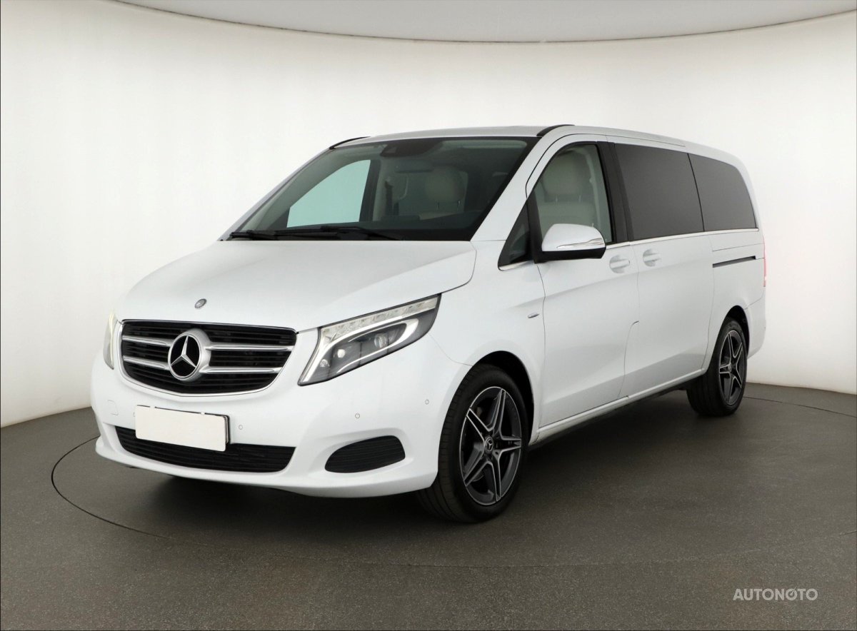 Mercedes-Benz V, 2015 - pohled č. 3