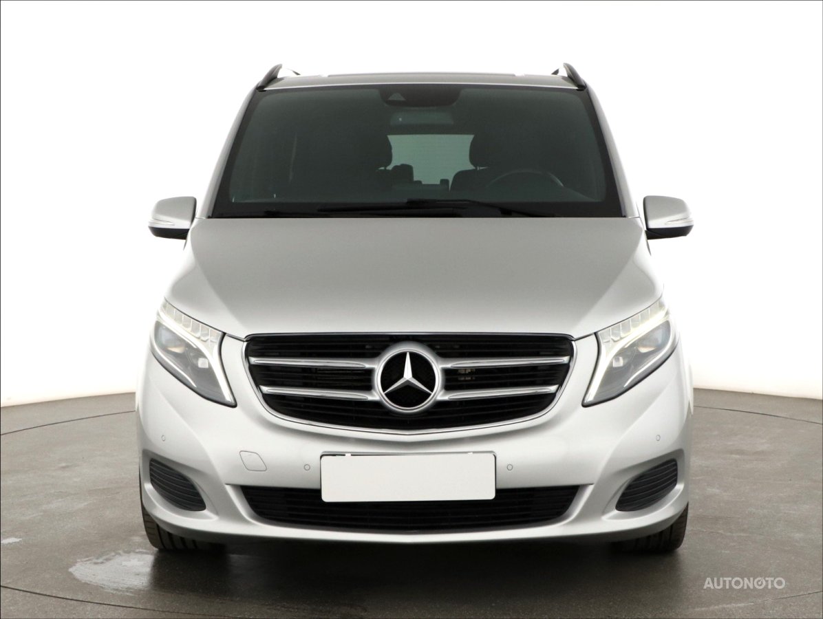 Mercedes-Benz V, 2015 - pohled č. 2