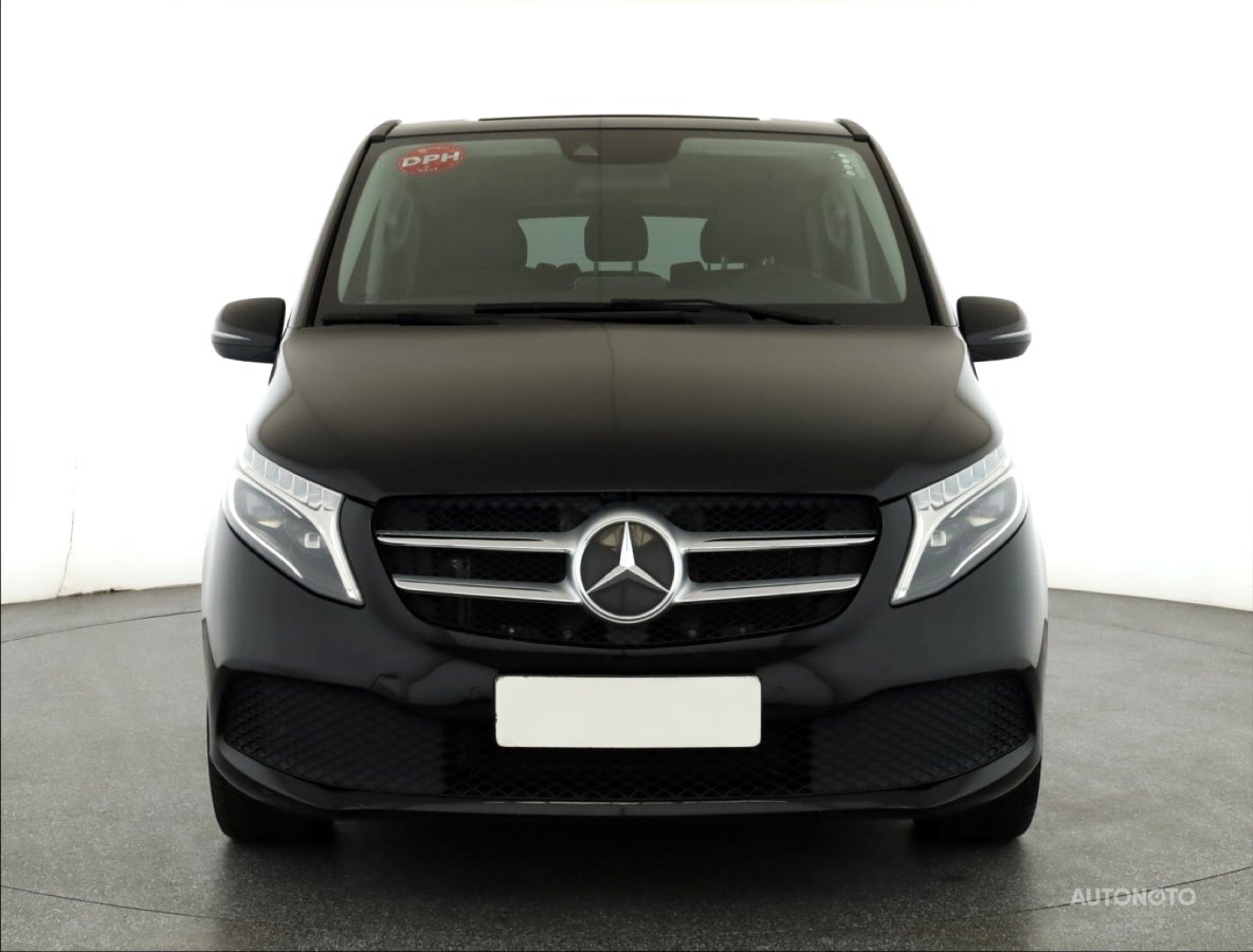 Mercedes-Benz V, 2019 - pohled č. 2