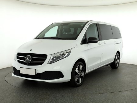 Mercedes-Benz V, 2022 - pohled č. 3