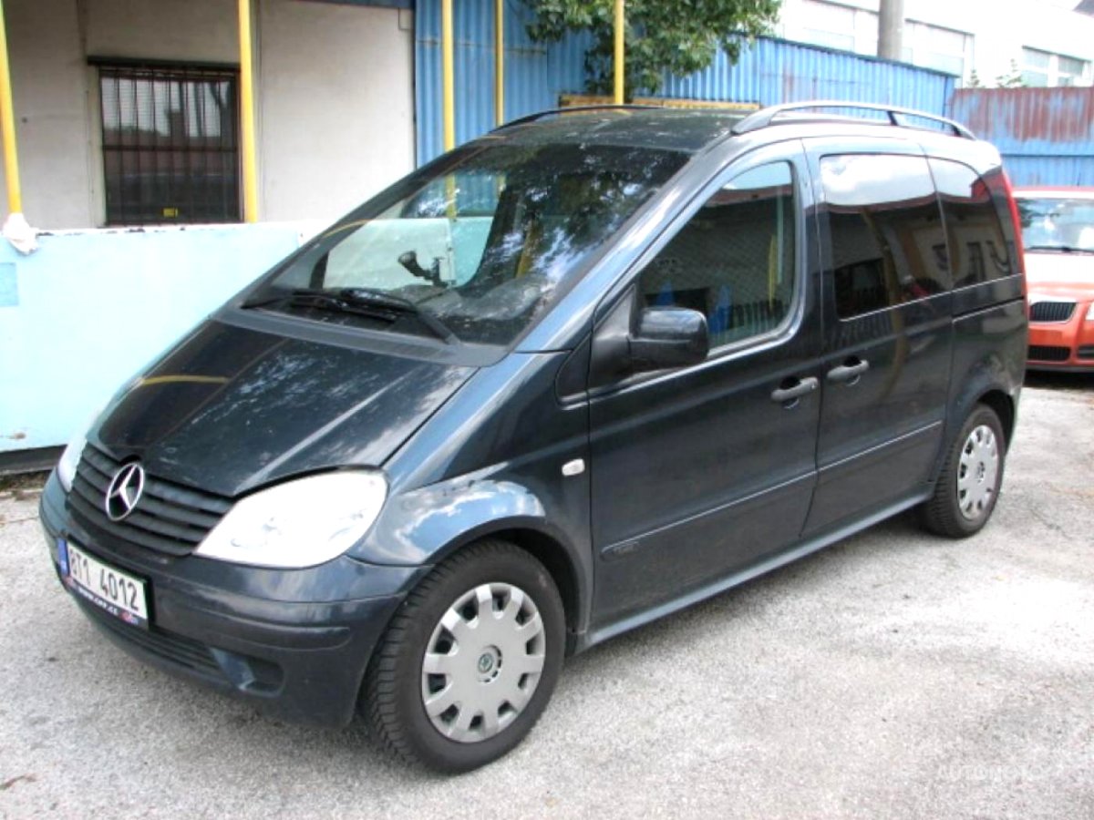Mercedes-Benz Vaneo, 2003 - pohled č. 3