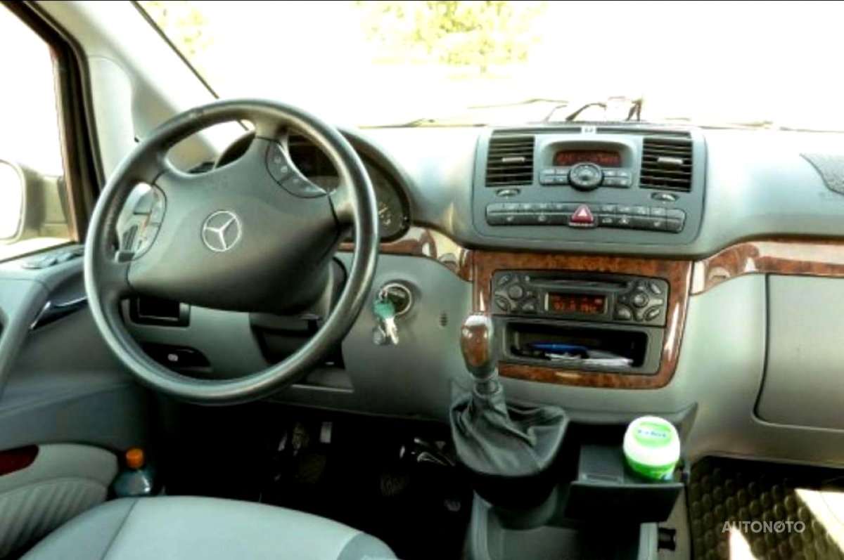 Mercedes-Benz Viano, 2005 - pohled č. 2