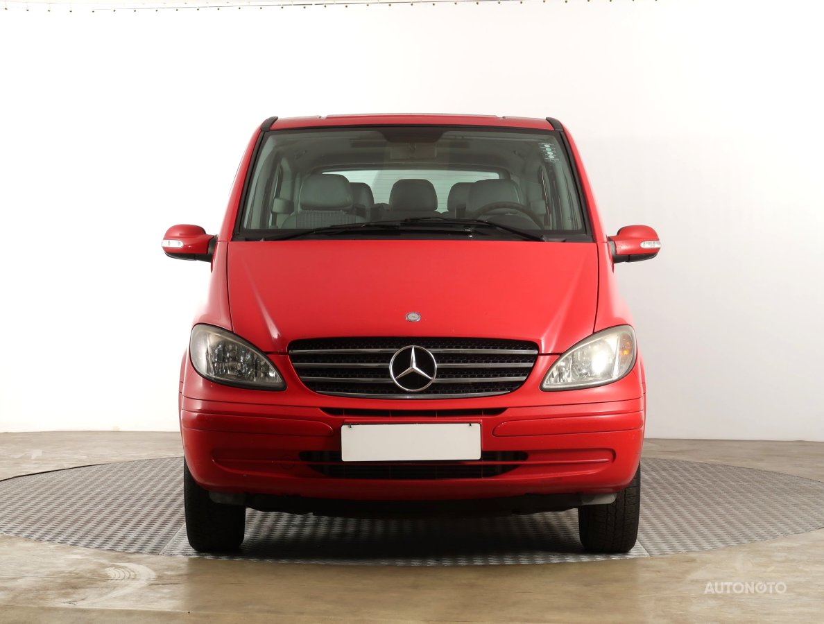 Mercedes-Benz Viano, 2008 - pohled č. 2