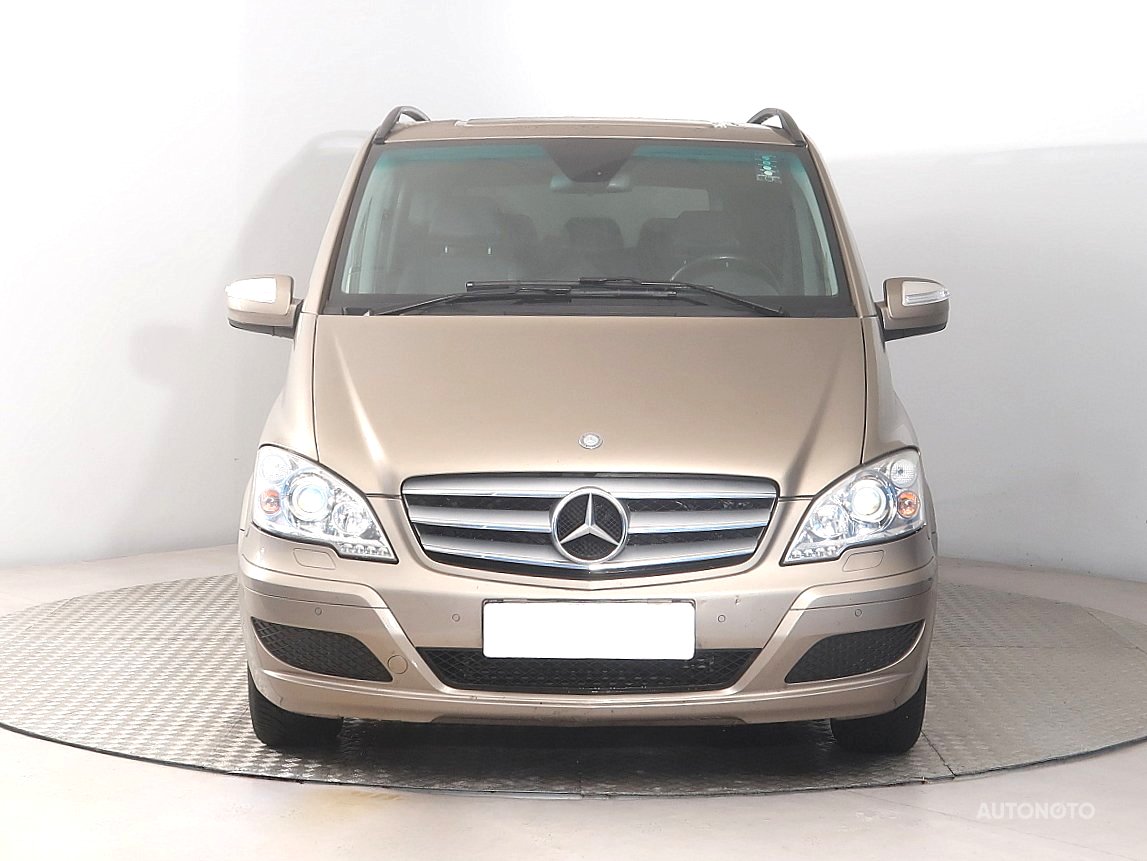 Mercedes-Benz Viano, 2012 - pohled č. 2