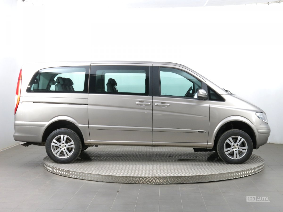 Mercedes-Benz Viano, 2010 - pohled č. 8