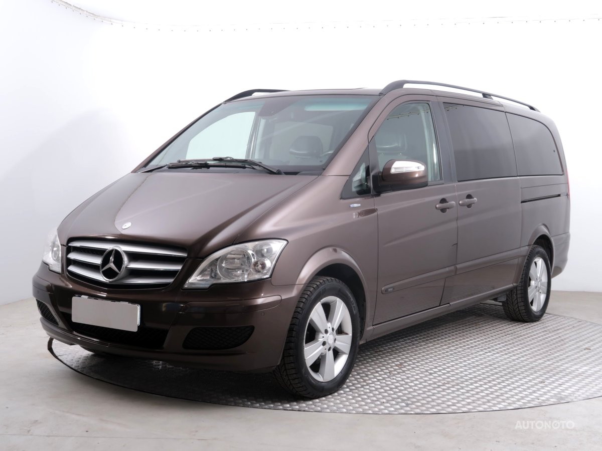 Mercedes-Benz Viano, 2012 - pohled č. 3