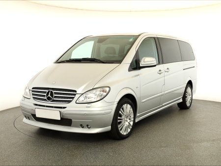 Mercedes-Benz Viano, 2009 - pohled č. 3