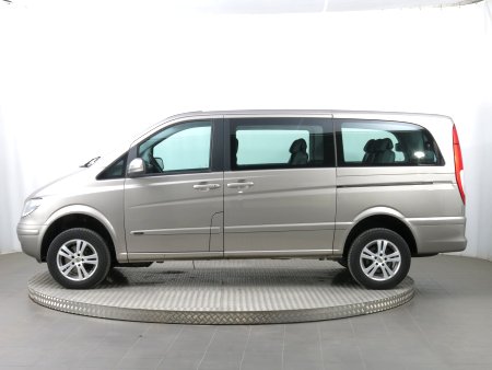Mercedes-Benz Viano, 2010 - pohled č. 4