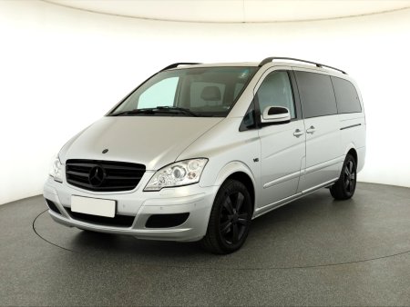 Mercedes-Benz Viano, 2010 - pohled č. 3