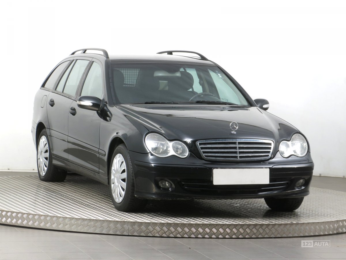 Mercedes-Benz C, 2006 - celkový pohled