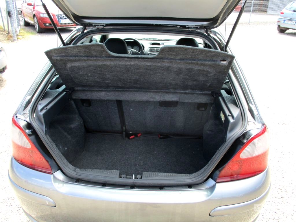 MG ZR, 2004 - pohled č. 6