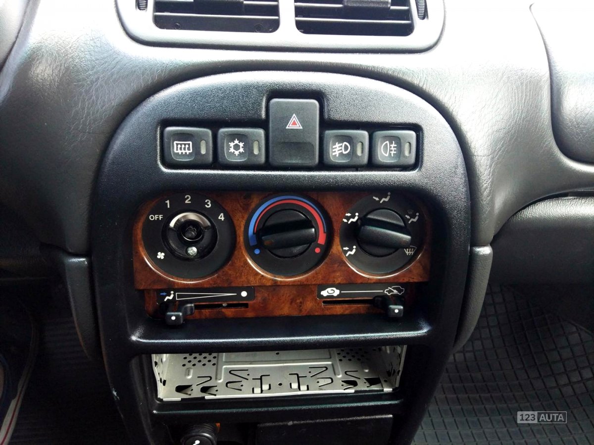 MG ZR, 2002 - pohled č. 13