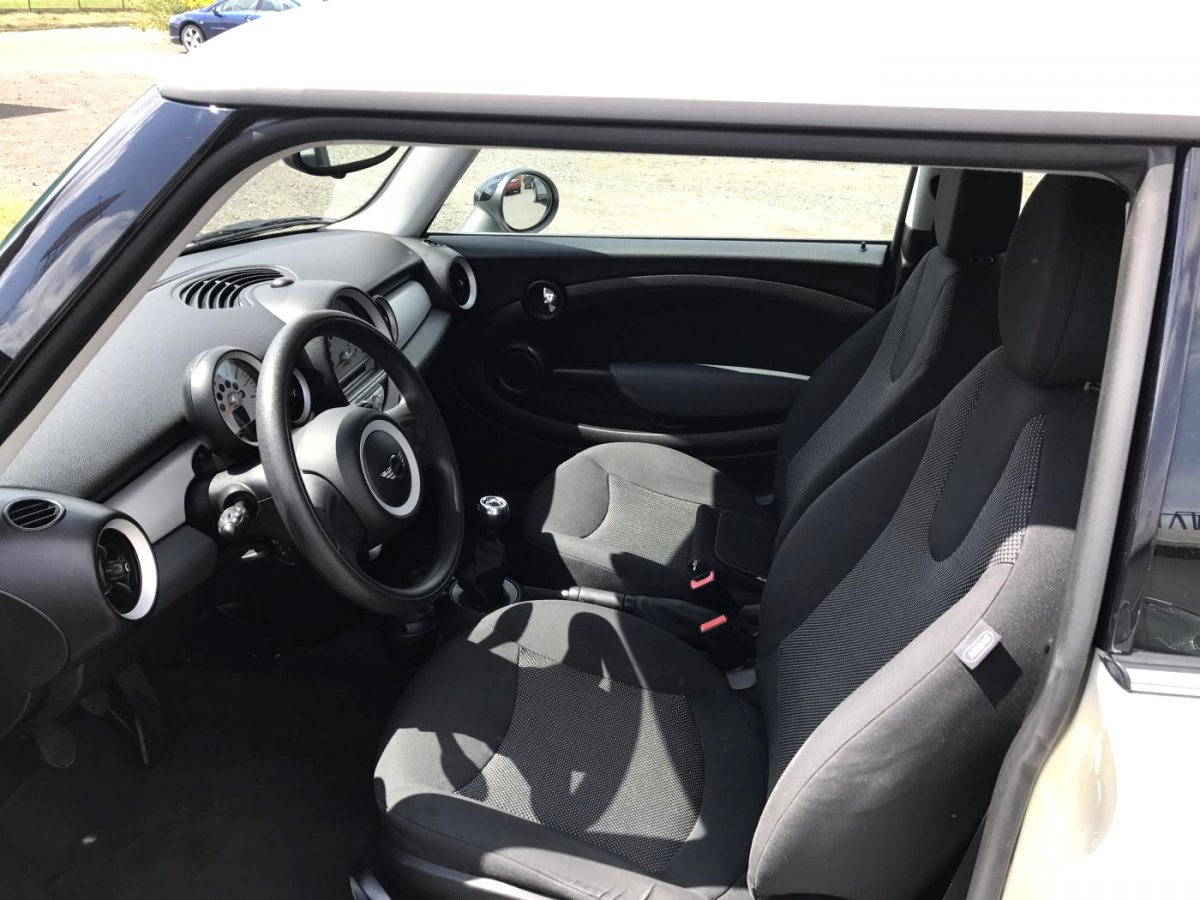 Mini Cooper, 2010 - pohled č. 11