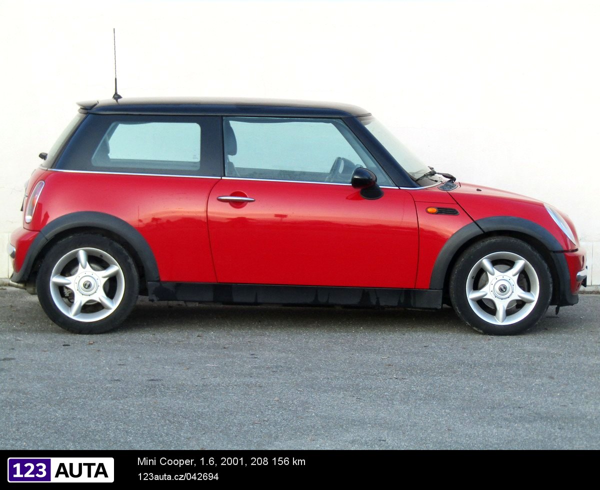 Mini Cooper, 2001 - pohled č. 4