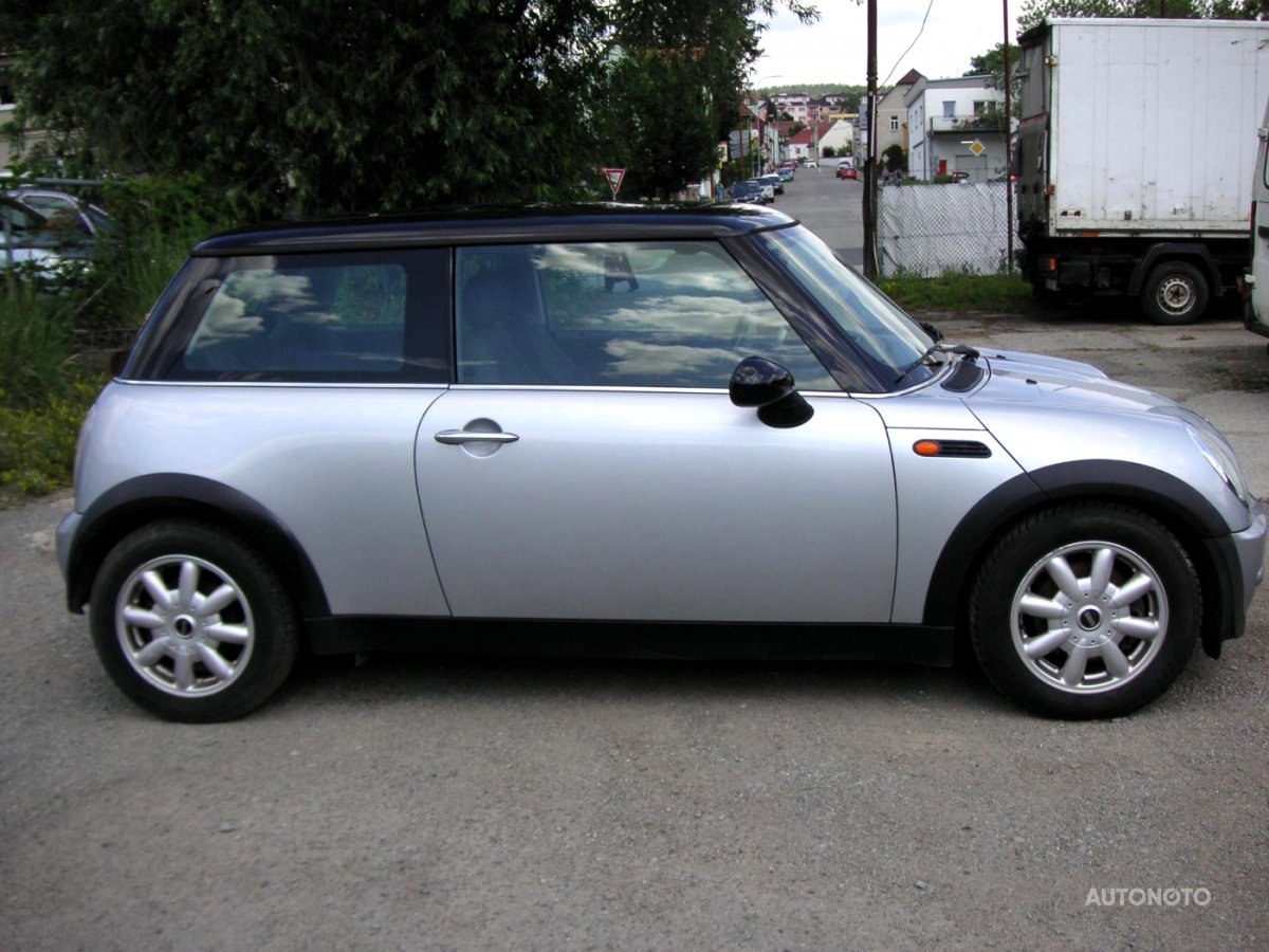Mini Cooper, 2004 - pohled č. 3