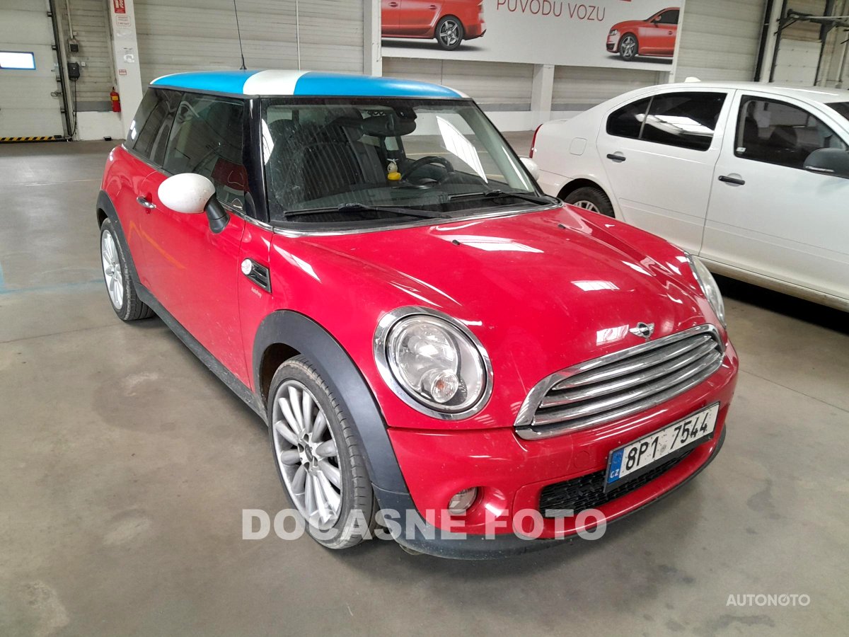 Mini Cooper, 2010 - celkový pohled