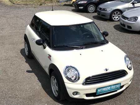 Mini Cooper, 2010 - pohled č. 3
