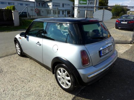 Mini Cooper, 2002 - pohled č. 8