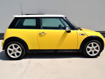 Mini Cooper, 2002 - pohled č. 5
