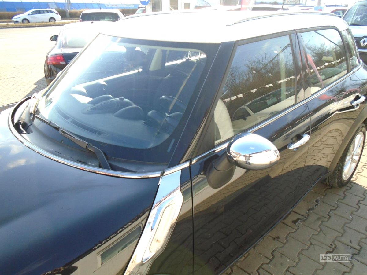 Mini Countryman, 2011 - pohled č. 9