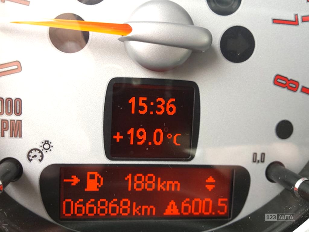 Mini One, 2010 - pohled č. 10