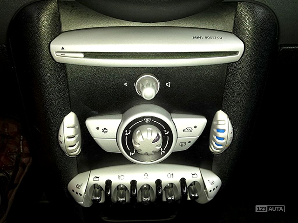 Mini One, 2010 - pohled č. 11