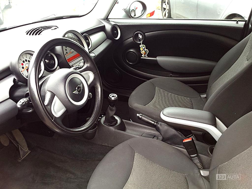 Mini One, 2010 - pohled č. 12