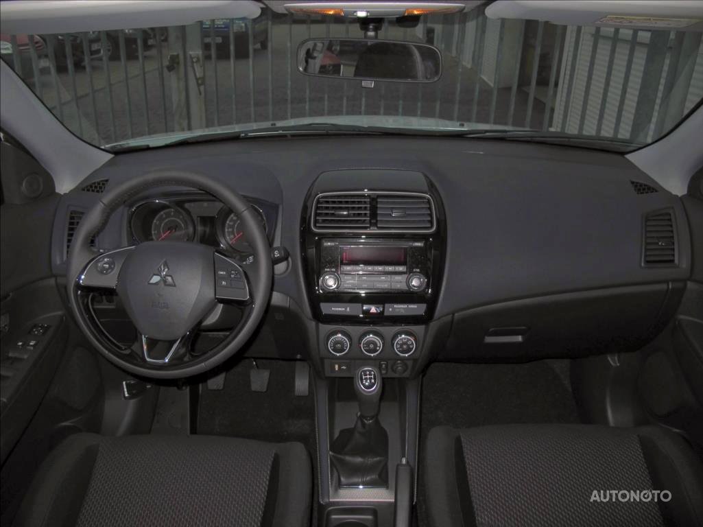 Mitsubishi ASX, 2018 - pohled č. 8