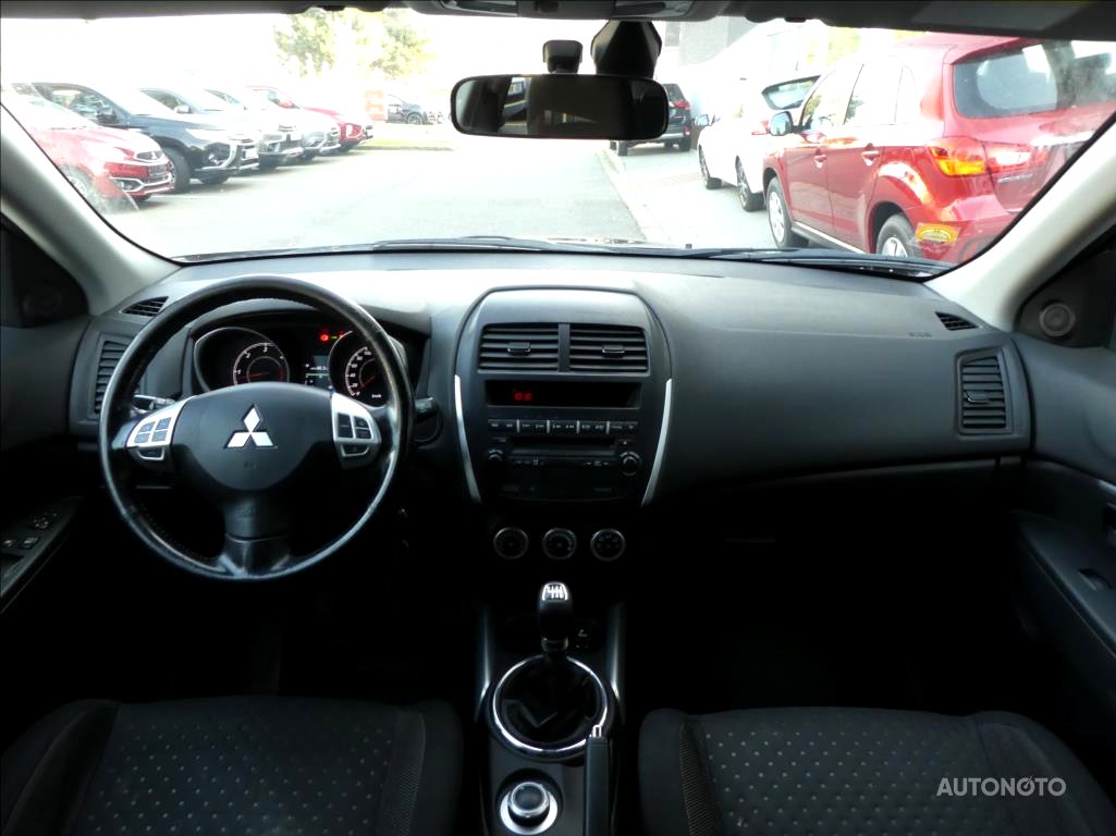 Mitsubishi ASX, 2012 - pohled č. 2