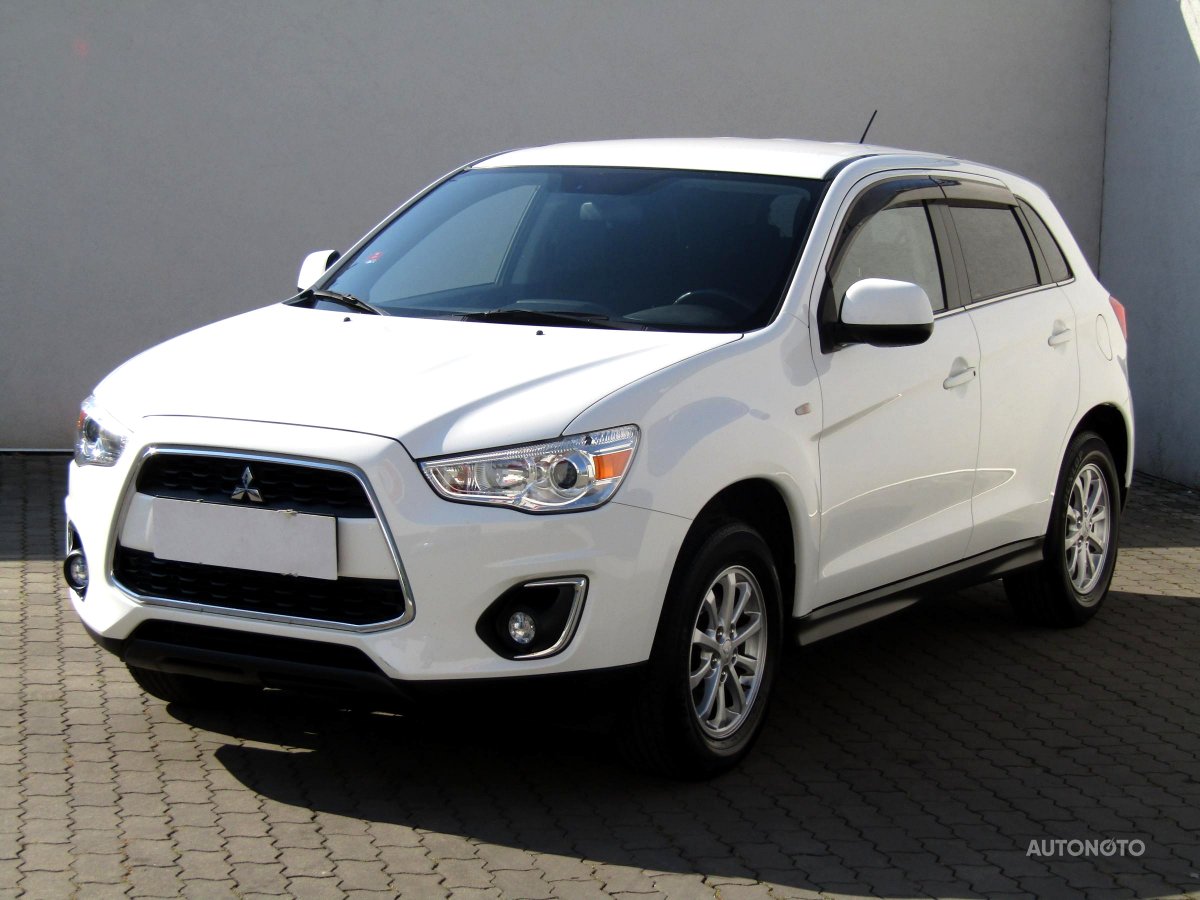 Mitsubishi ASX, 2015 - pohled č. 3
