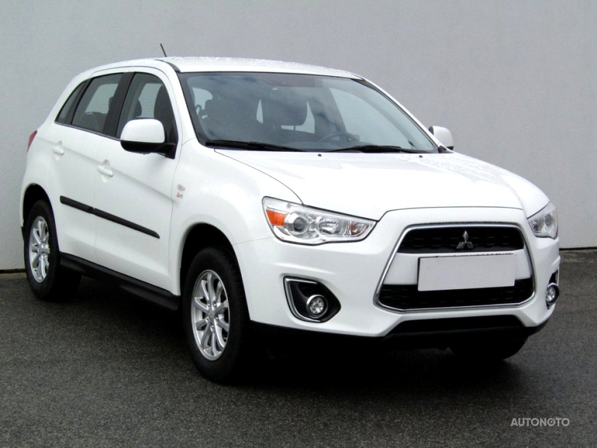 Mitsubishi ASX, 2012 - celkový pohled