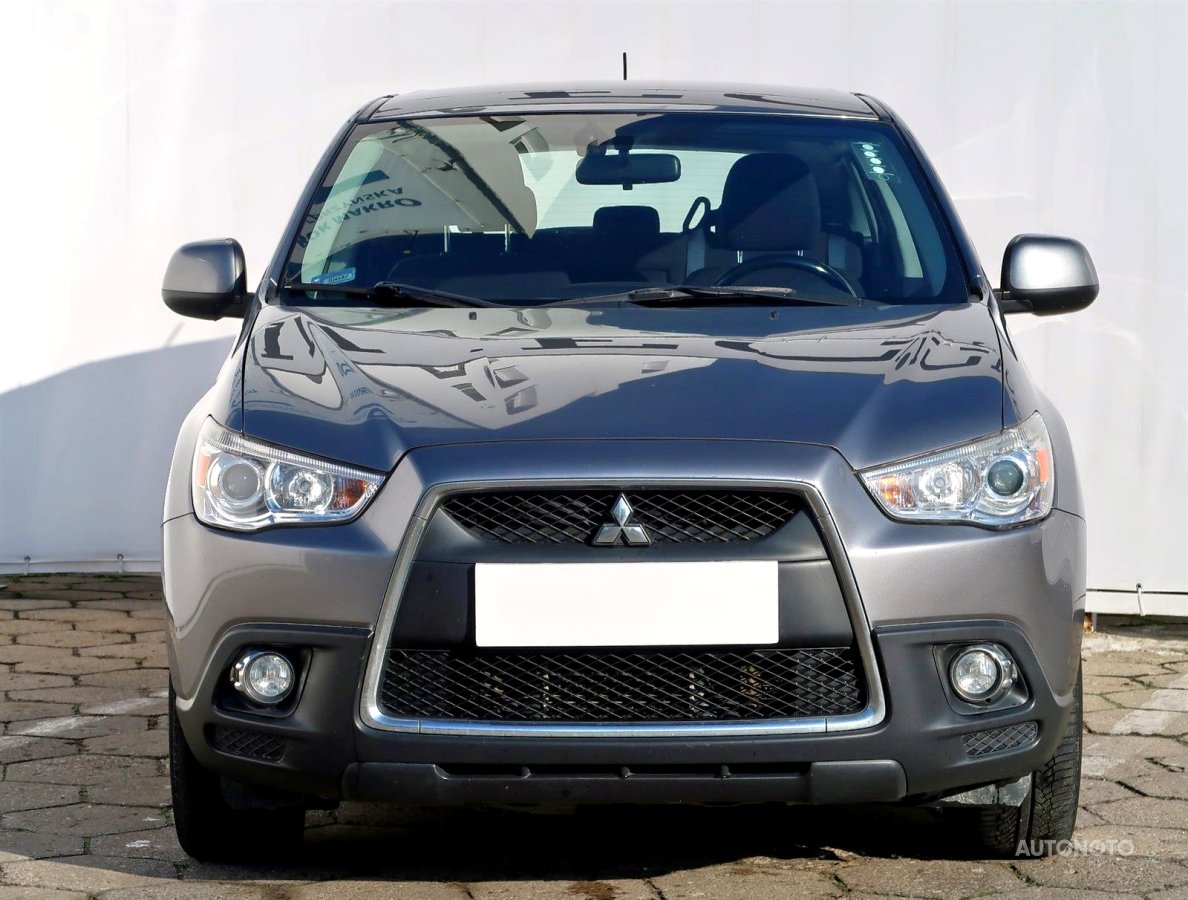 Mitsubishi ASX, 2011 - pohled č. 2