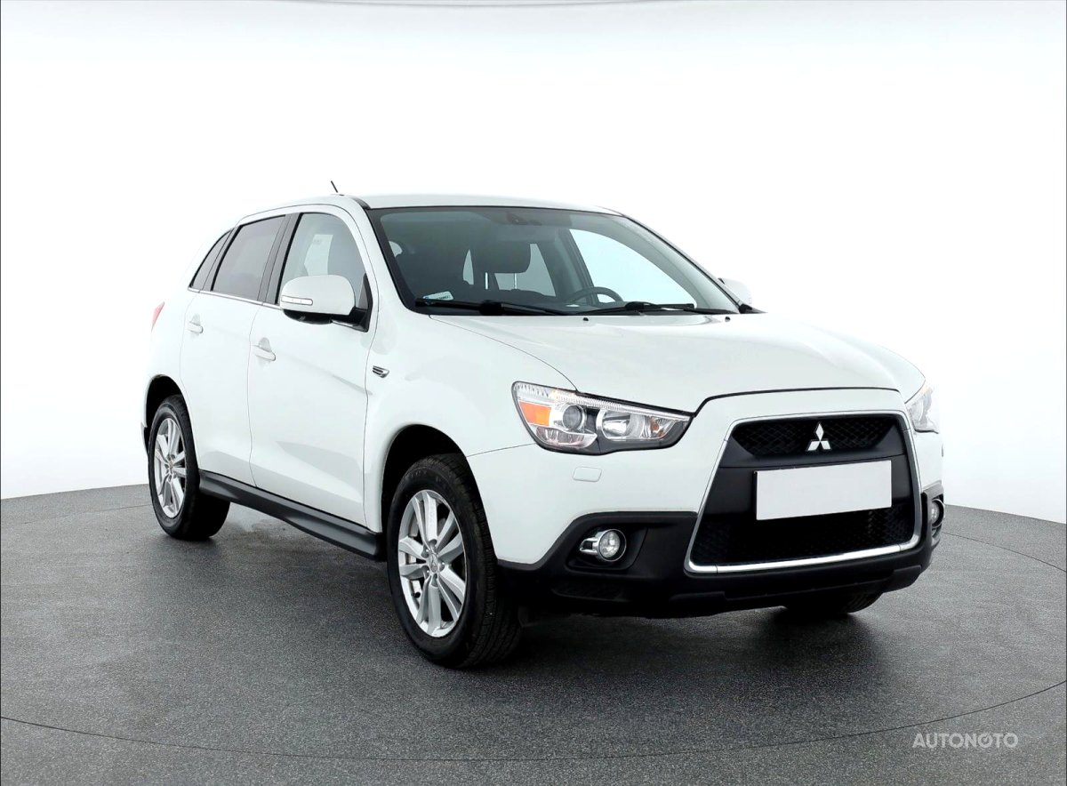Mitsubishi ASX, 2012 - celkový pohled