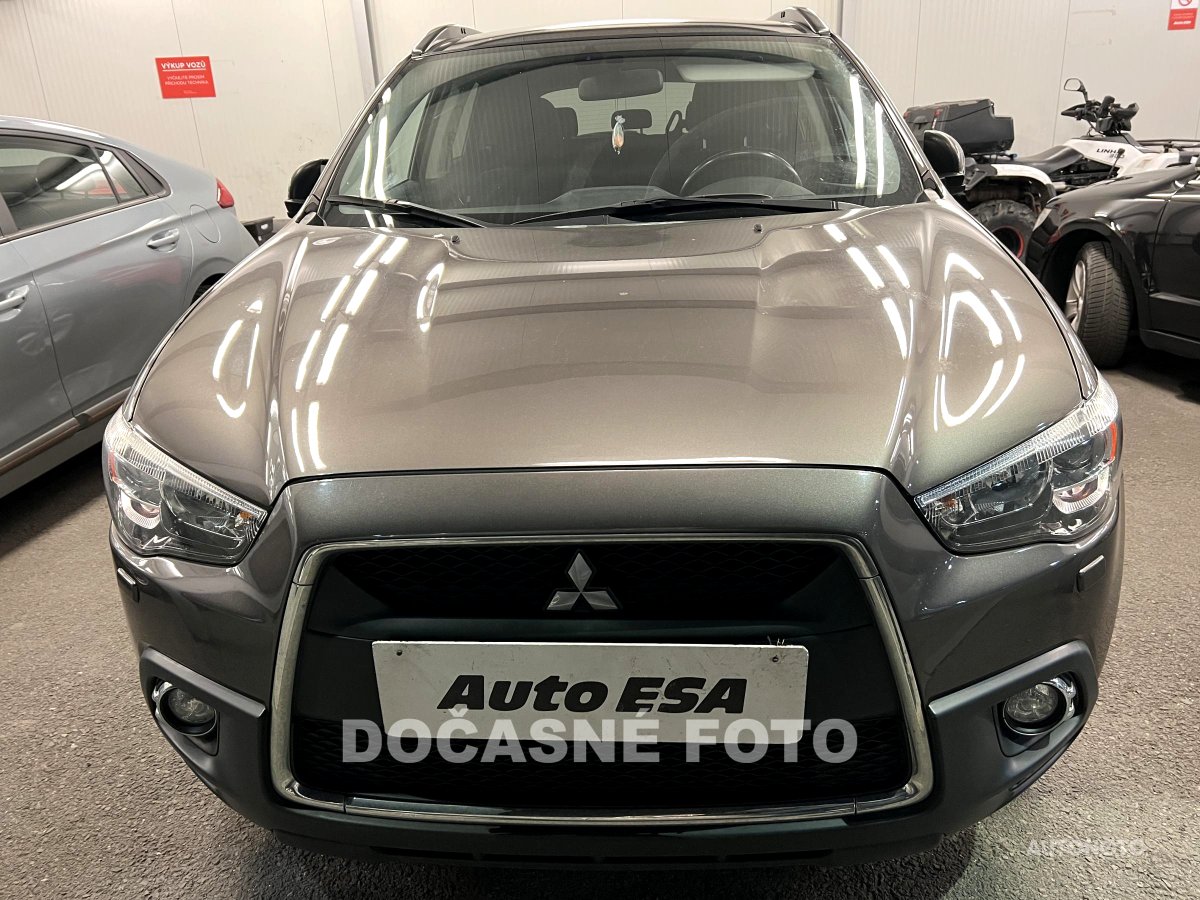 Mitsubishi ASX, 2010 - pohled č. 2