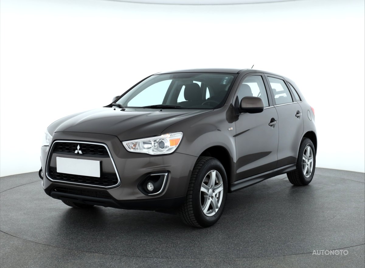 Mitsubishi ASX, 2015 - pohled č. 3