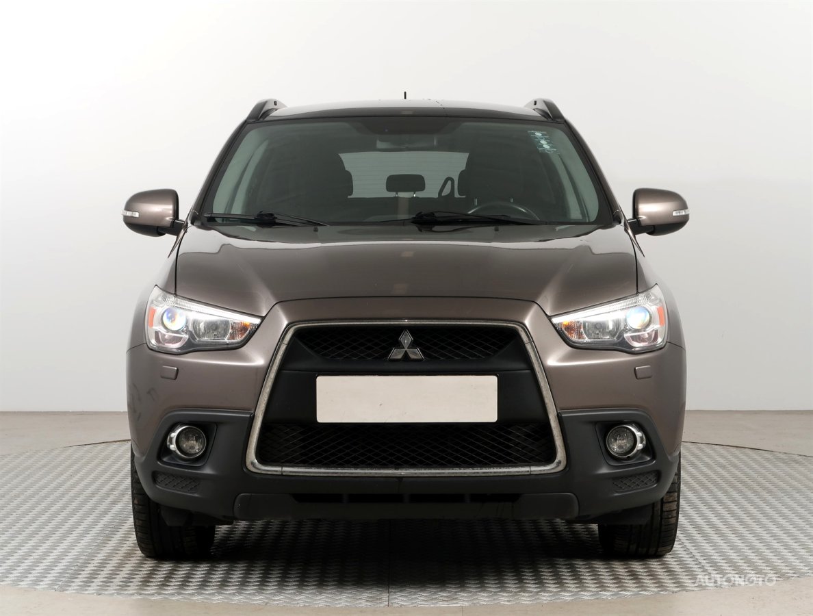 Mitsubishi ASX, 2011 - pohled č. 2