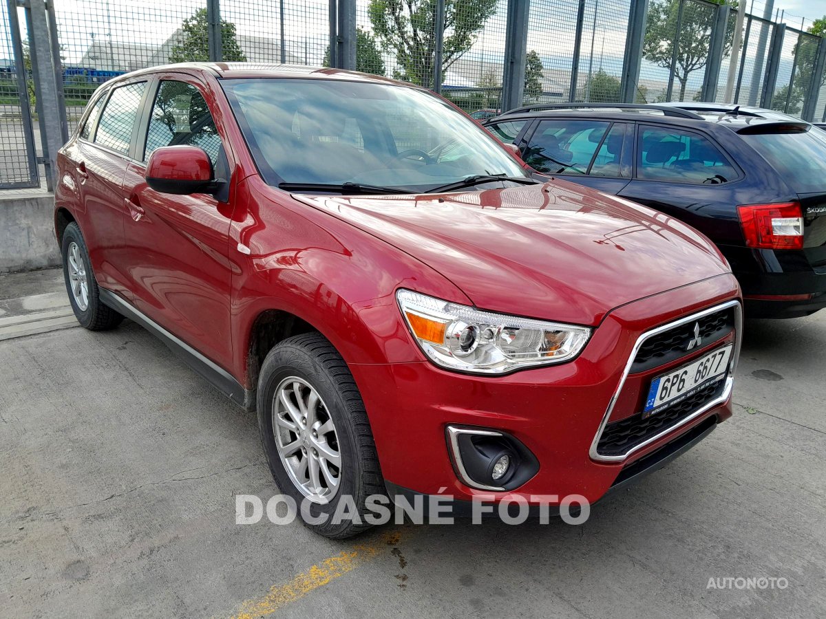 Mitsubishi ASX, 2015 - celkový pohled