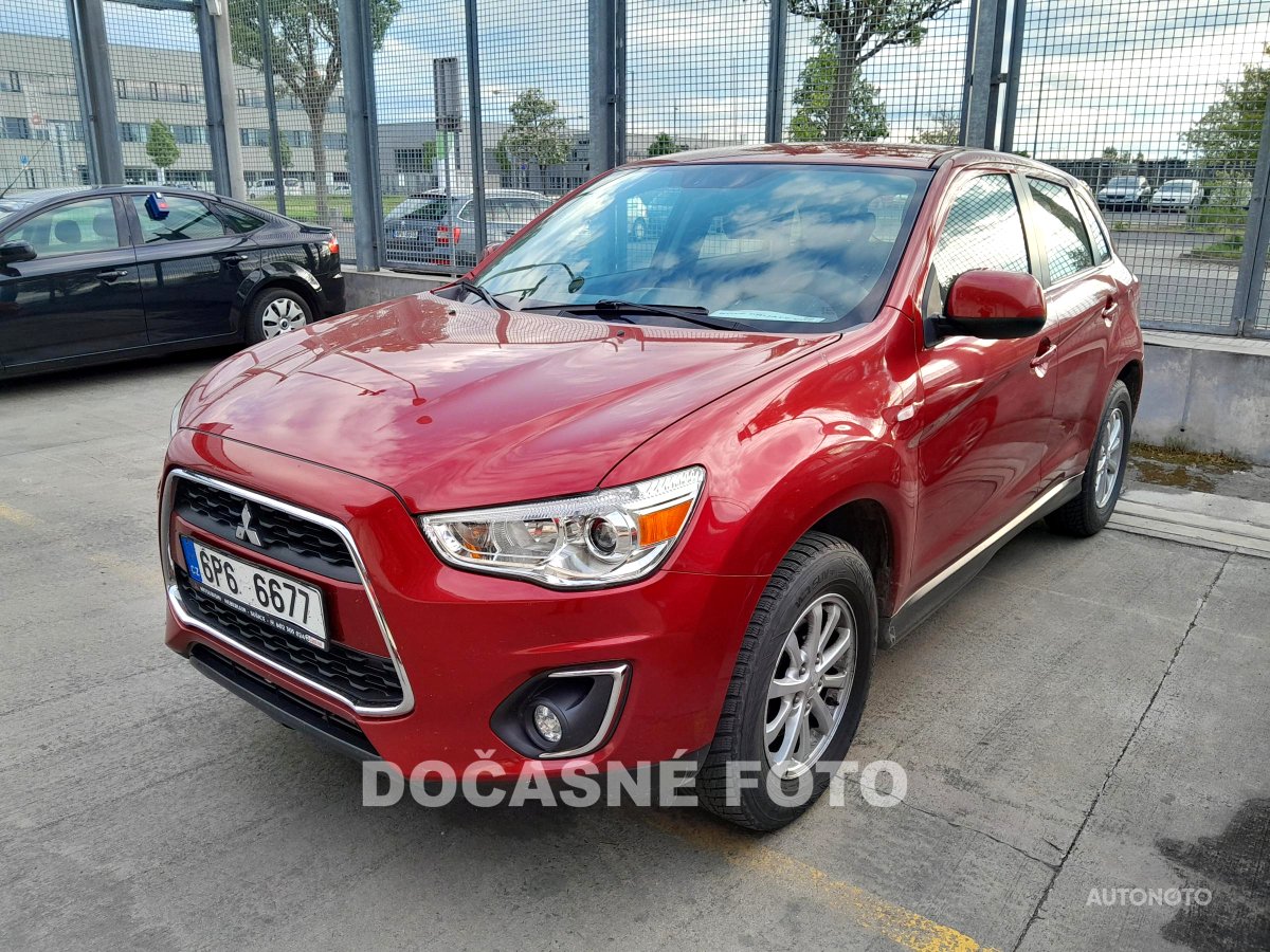 Mitsubishi ASX, 2015 - pohled č. 3
