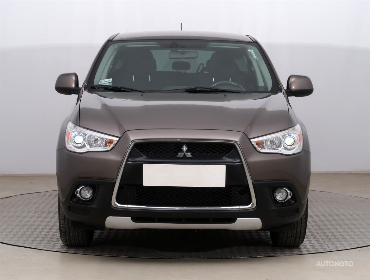 Mitsubishi ASX, 2011 - pohled č. 2