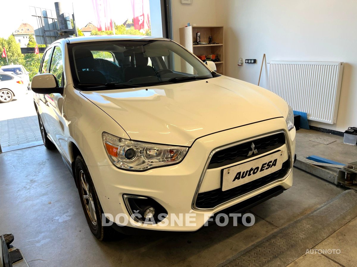 Mitsubishi ASX, 2016 - pohled č. 3