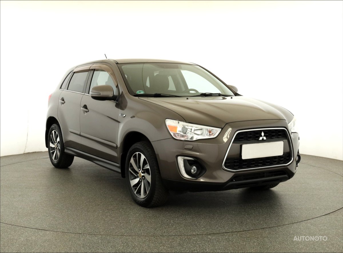Mitsubishi ASX, 2015 - celkový pohled